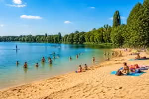 Journee dete ensoleillee au lac en seine et marne